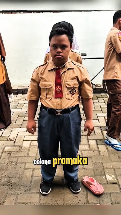 Ketika Terlalu Unik Pake Seragam Pramuka
