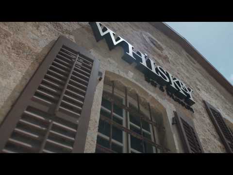 Vídeo: O Whiskey Bar E Museu De Tel Aviv é Um País Das Maravilhas Dos Espíritos Subterrâneos