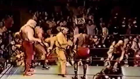 Buddy Rogers, Jimmy Snuka & Big John Studd vs Jay ...