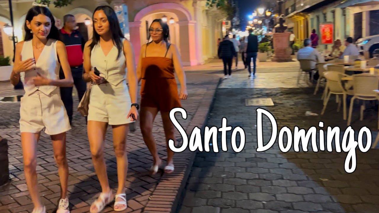 Calle El Conde. Santo Domingo, Dominican Republic