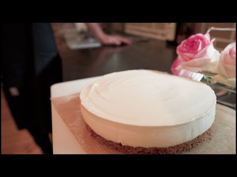【休日のキッチン】簡単レアチーズケーキ｜ザクザク底生地から作る｜暮らしのVlog#14