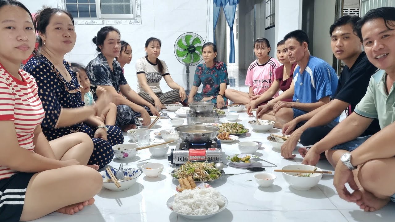Sum Họp Nhà Chị 2 Để Chuẩn Bị Cho Việc Quan Trọng Ngày Mai | ATTD&Family T889