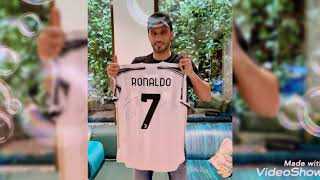 هدية كريستيانو رونالدو لعمر السومة لاعب النادي الأهلي السعودي