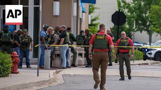 10 hurt and suspects flee after shooting inside Mall of Louisiana