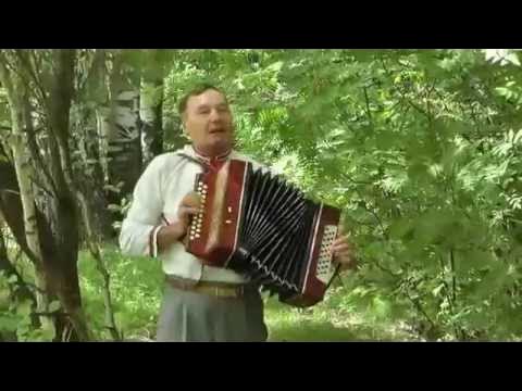 Народные частушки под гармошку слушать. Марийская Марла гармонь. Марийские частушки под гармошку. Марийский гармонист. Мариец с гармонью