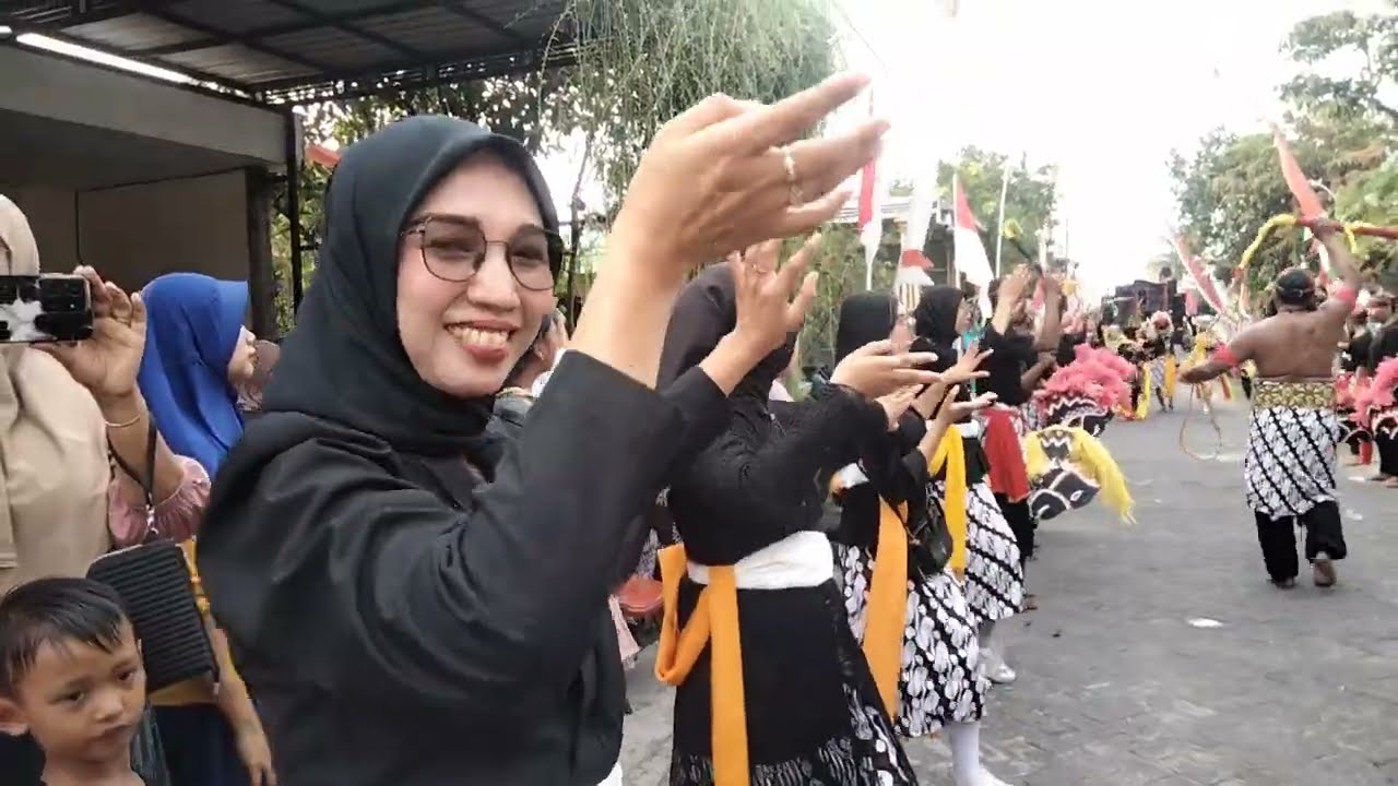 Karnaval Desa Pucuk Lamongan 2025 || HUT RI 80