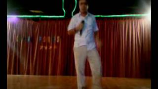 Gül Dalinda Güzeldi̇r Sahne