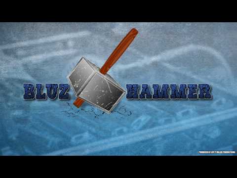 bluzhammer-performing-"six-string-hammer"-at-at-elevation-27