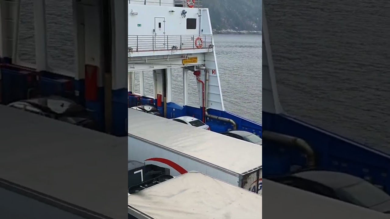 Le traversier de Tadoussac, au Québec.  Novembre 2023