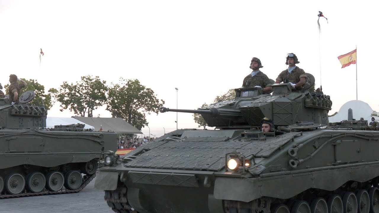 Caballería honra a Santiago Apóstol con una parada militar