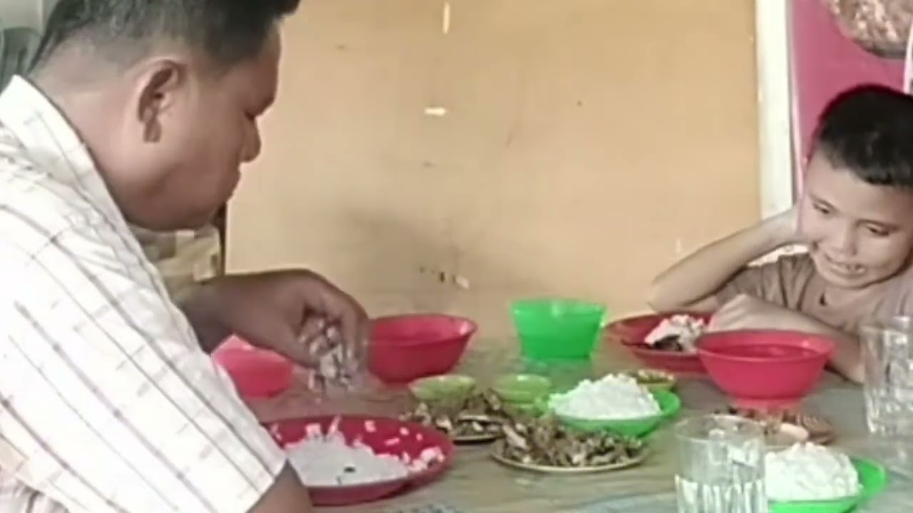 Bijaknya anak yang dimarahi ,dan langsung diajak makan yang lagi viral#komedy
