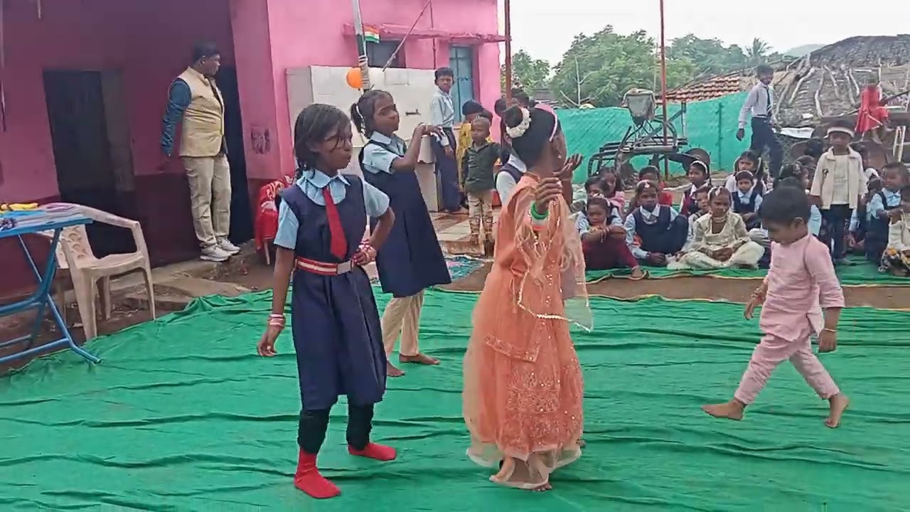 बांग्ला था मेरे झलके माता १५ अगस्त के उपलक्ष्य में आदिवासी संस्कृति कार्यक्रम