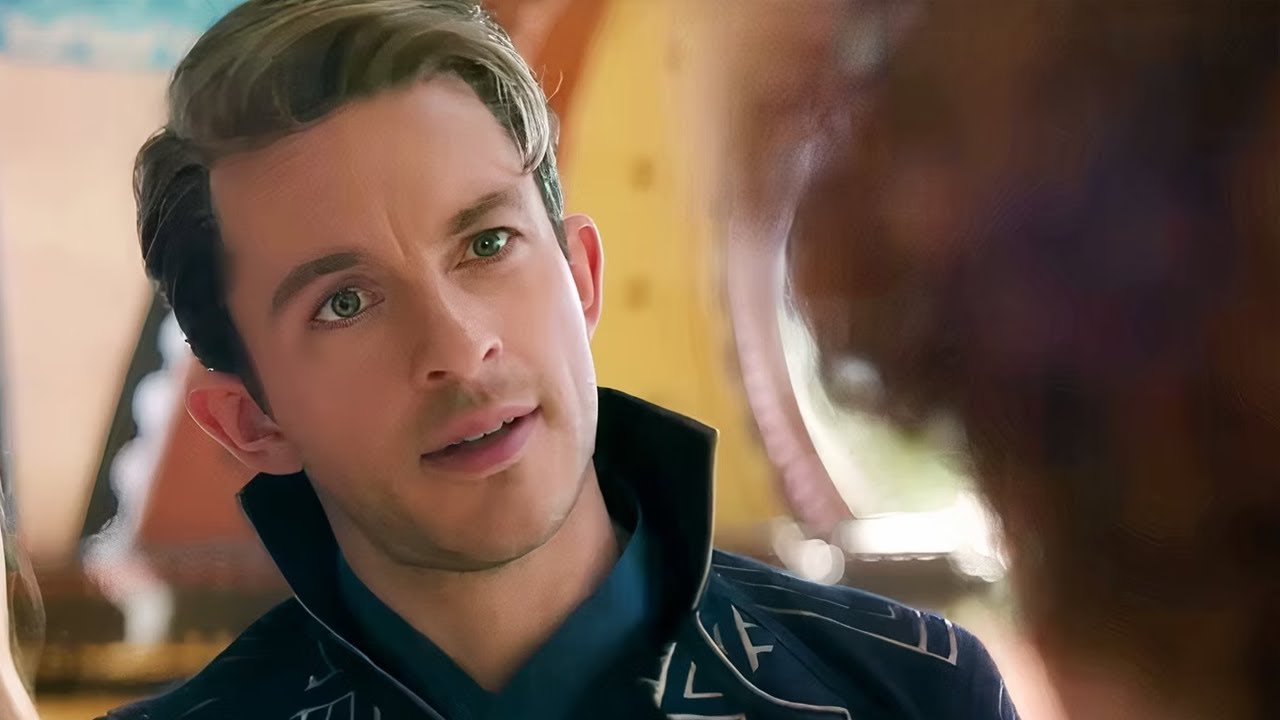 Jonathan Bailey Has A Photo Of Wicked's Fiyero Wearing Nothing