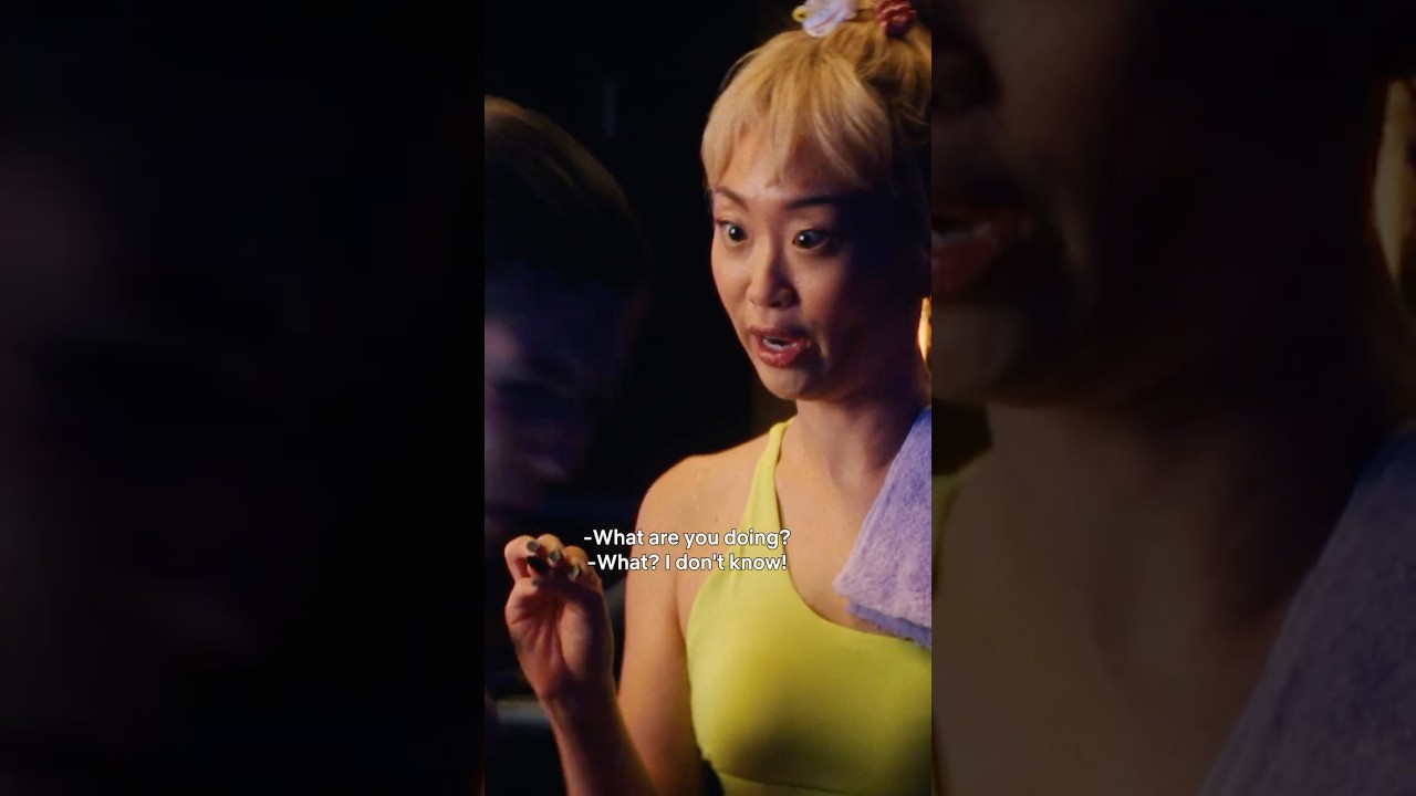 Emily Bader, the comedic genius that you are 📺 #PeopleWeMeetonVacation #Netflix