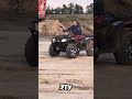 Linhai 550 и Polaris 500 поиграли в царь горы на карьере. Победила дружба.