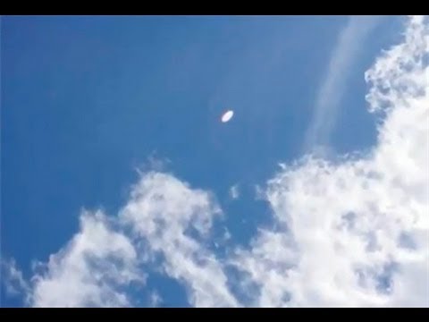 UFO Sighting Over Melbourne, Australia - FindingUFO [HD]