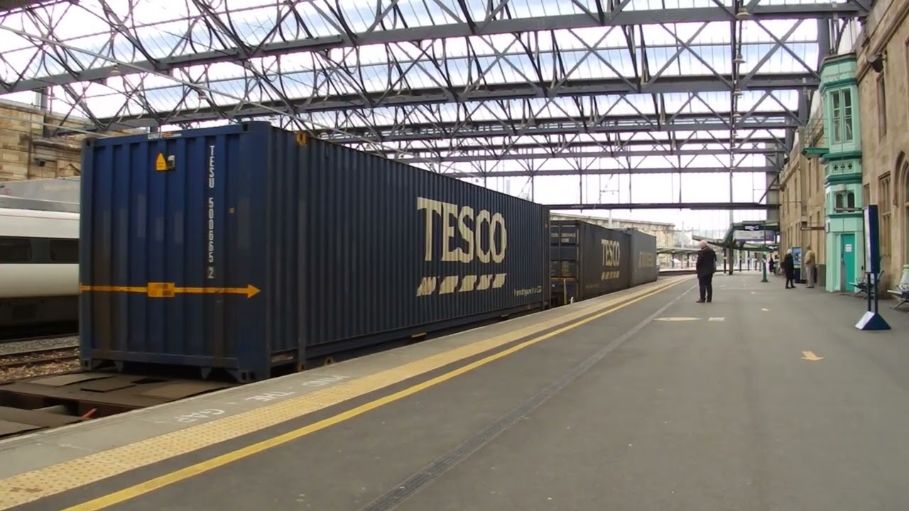 4S43 0625 DRS 88010Aurora Daventry Drs Tesco to Coatbridge Drs