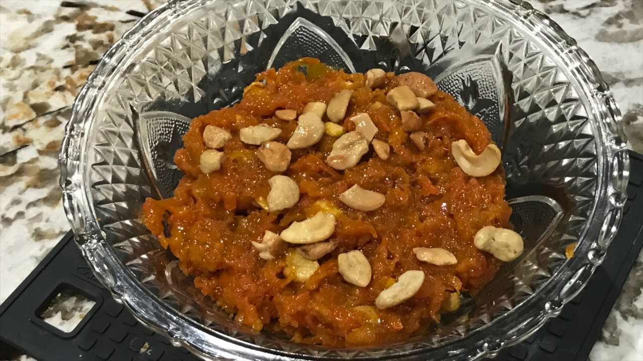 Carrot Halwa/Gajar ka halwa | Gayathiri