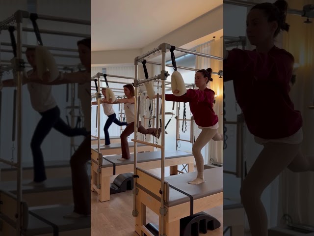 Si la teva ment fa soroll, deixa que el cos trobi la calma 🧘 #NEXES #Pilates #ReformerAndCadillac