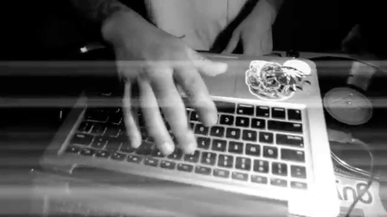 Hefna Gwap Westblock Wednesday