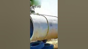 The process of unloading the cement pipe is worth sharing