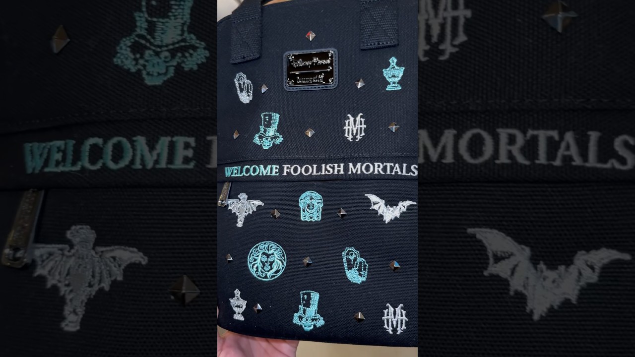 😱 NEW Haunted Mansion Bag At Disneyland! 