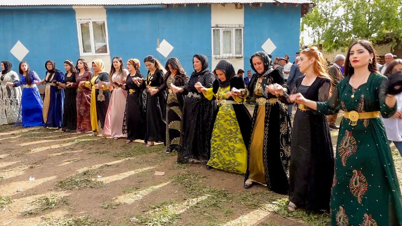 Zeki Dılbırin Geçitli Peyanıs Köyü Demiryent Ailesinin Muazzam Düğünü Hakkari düğünleri 2024