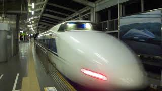 100系新幹線オリジナル塗色　岡山駅発車　2011年