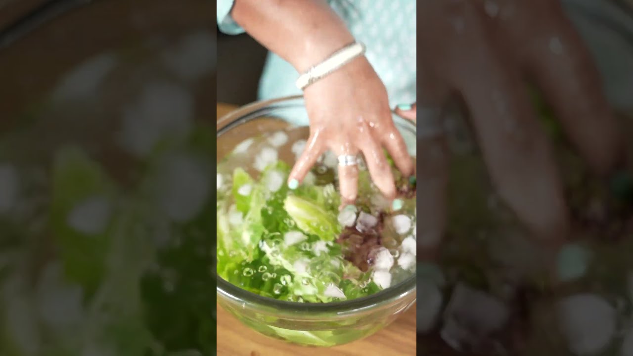 How to refresh Lettuce Leaves   #TipOfTheDay   #Shorts   Sanjeev Kapoor Khazana