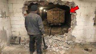 Workers Demolished Old Wall, What Was Hiding Behind It for 150 Years Left Them Pale!