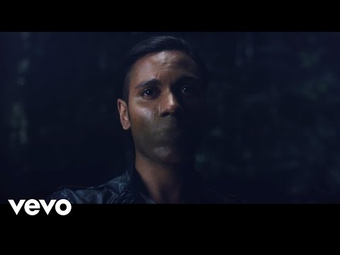 CL Gris - Words Collide