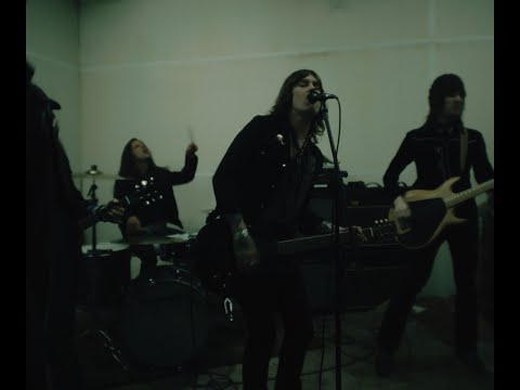 Tuk Smith & The Restless Hearts - Runnin' With the Wild Ones [Official Music Video]