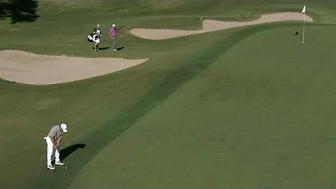 Francesco Molinaris long-range eagle putt at Shrin...