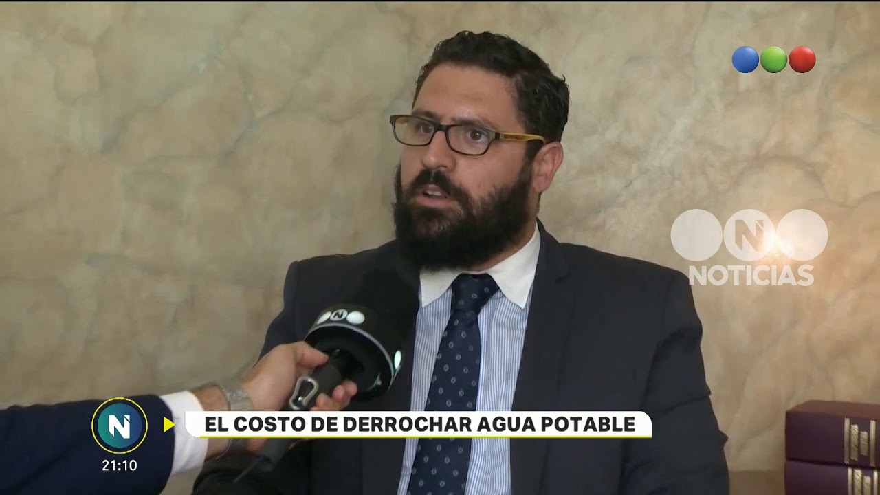 El costo de derrochar agua potable -Telefe Noticias agua potable loja