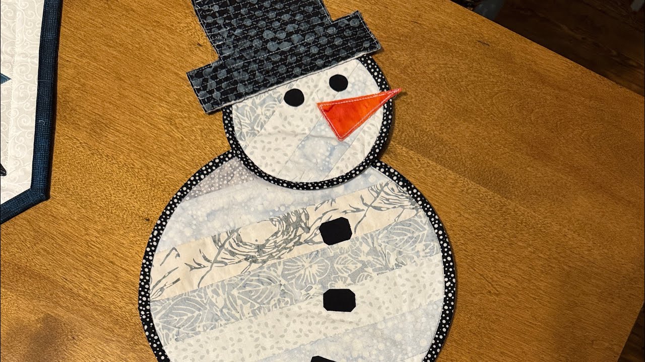 QITV с быстрым лоскутным одеялом на ходу Снеговик Настольный топпер