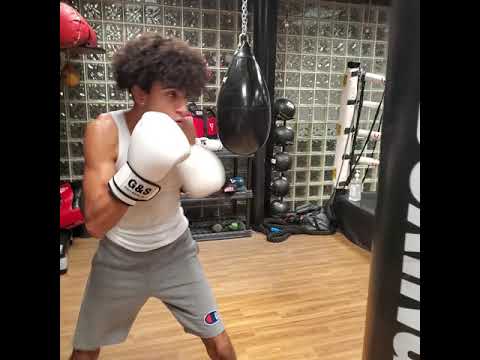 Видео: Өнөөдрөөс боксоор хичээллэж эхэл