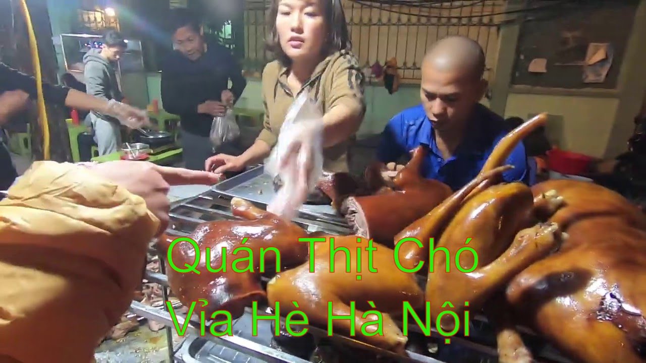 mua chó hà nội 2022 PTD_Quán Thịt Chó Vỉa Hè Hà Nội Khách Phải Xếp Hàng Chờ Mua