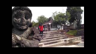 Jalan-Jalan Ke Makam Bung Karno Dan Candi Penataran