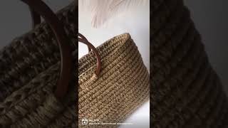 Jute bag. Джутовая сумка с деревянными ручками.