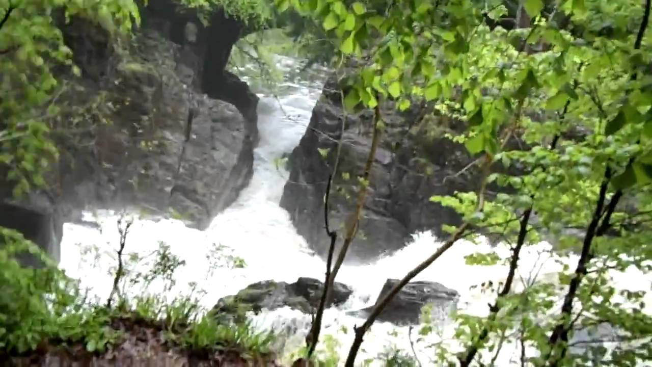 Roaring Rapids -II : River Braan