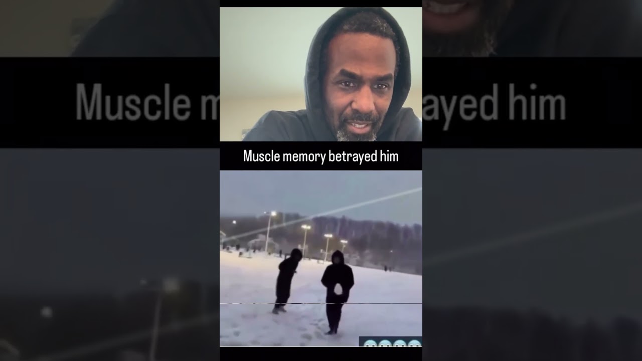 Мышечная память его подвела 😂🤣