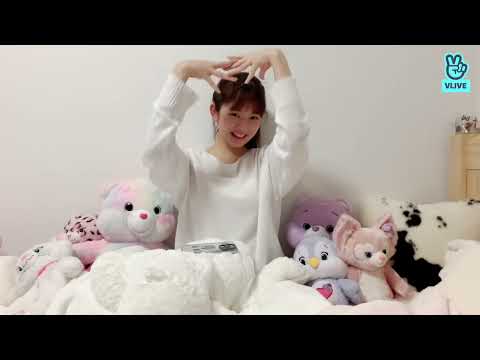 [IVE 아이브 VLIVE] REI (레이) Live | 콩순이의 애프터눈 쇼 - 2022.12.21 (with subtitles)