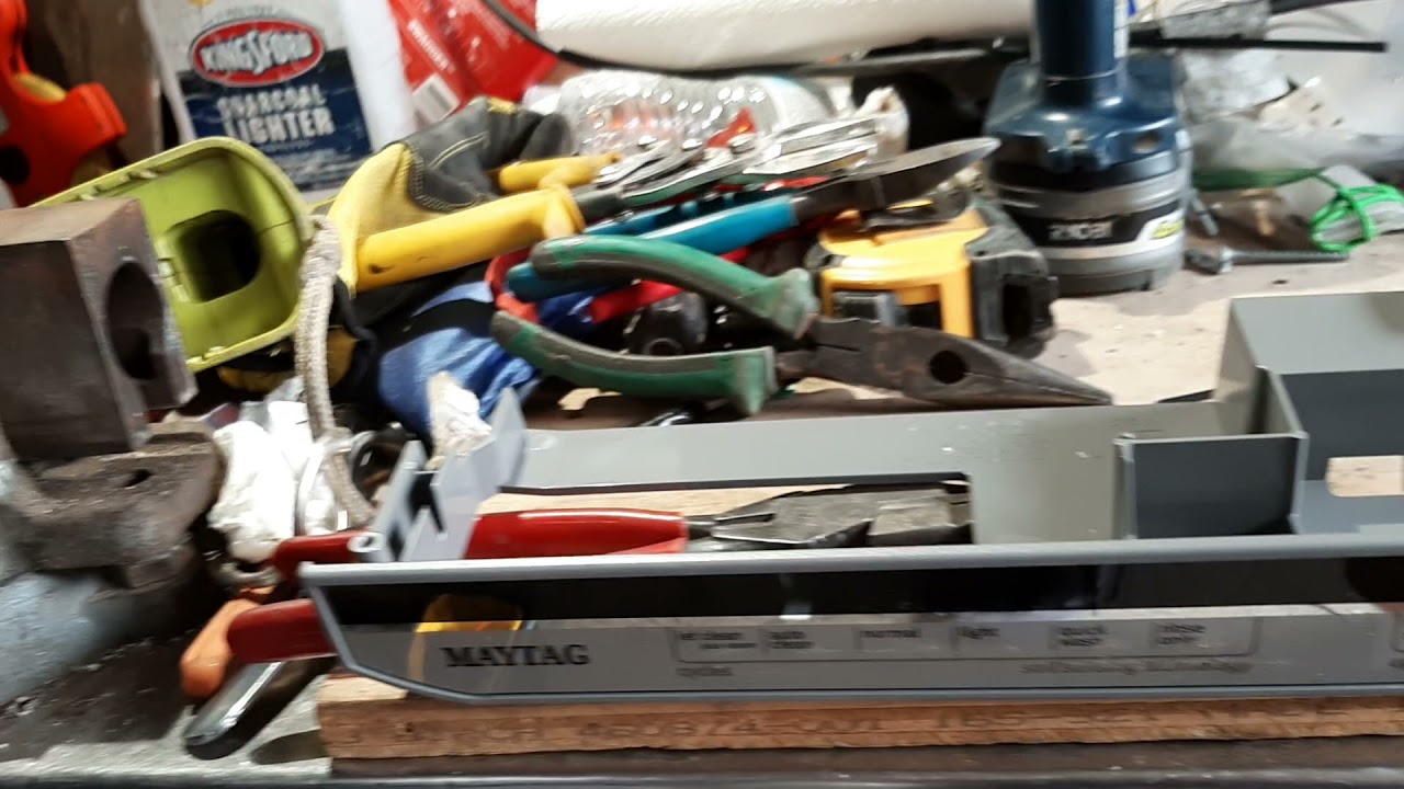 Maytag / Whirlpool MDB8959SAS1.  Control board