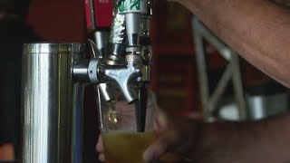 Restaurants, bars react to three-week closure