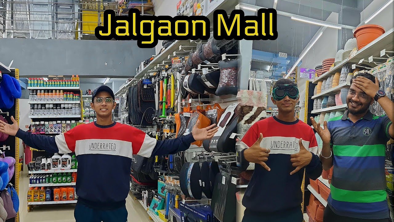 Jalgaon mdhe evdha bhari mall 😍 aas vatal ki America cha mall la alo