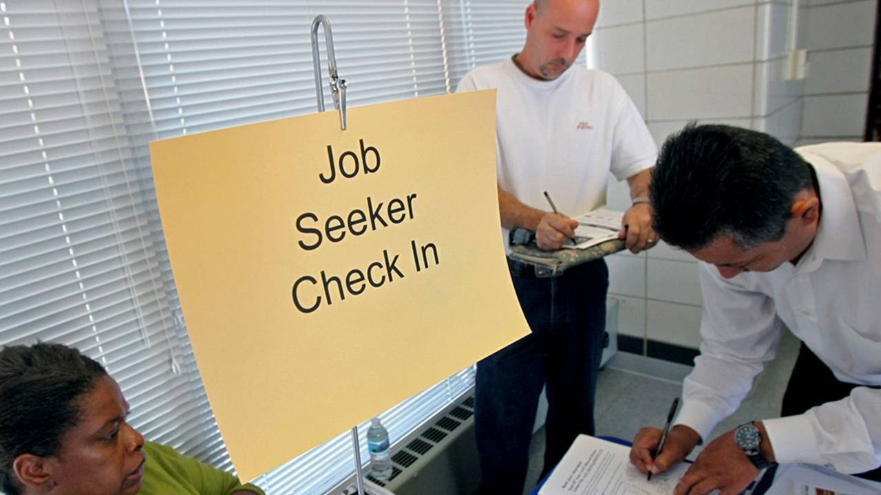 The Economy Is Expected to Add 185,000 Jobs in October and Wages Are Set to Inch Higher: Jefferies The Economy Is Expected to Add 185,000 Jobs in October and Wages Are Set to Inch Higher: Jefferies