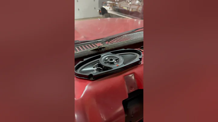 Upgraded dash speaker square body suburban #gmc #suburban #alpine #kenwood  #savethemanuals