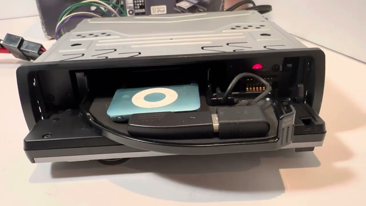 SONY Xplod DSX-S100 FM/MW/LW Digital Media Car Radio Stereo Player Demo