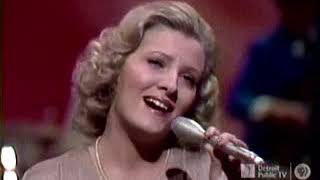 Ava Barber with Don't It Make My Brown Eyes Blue