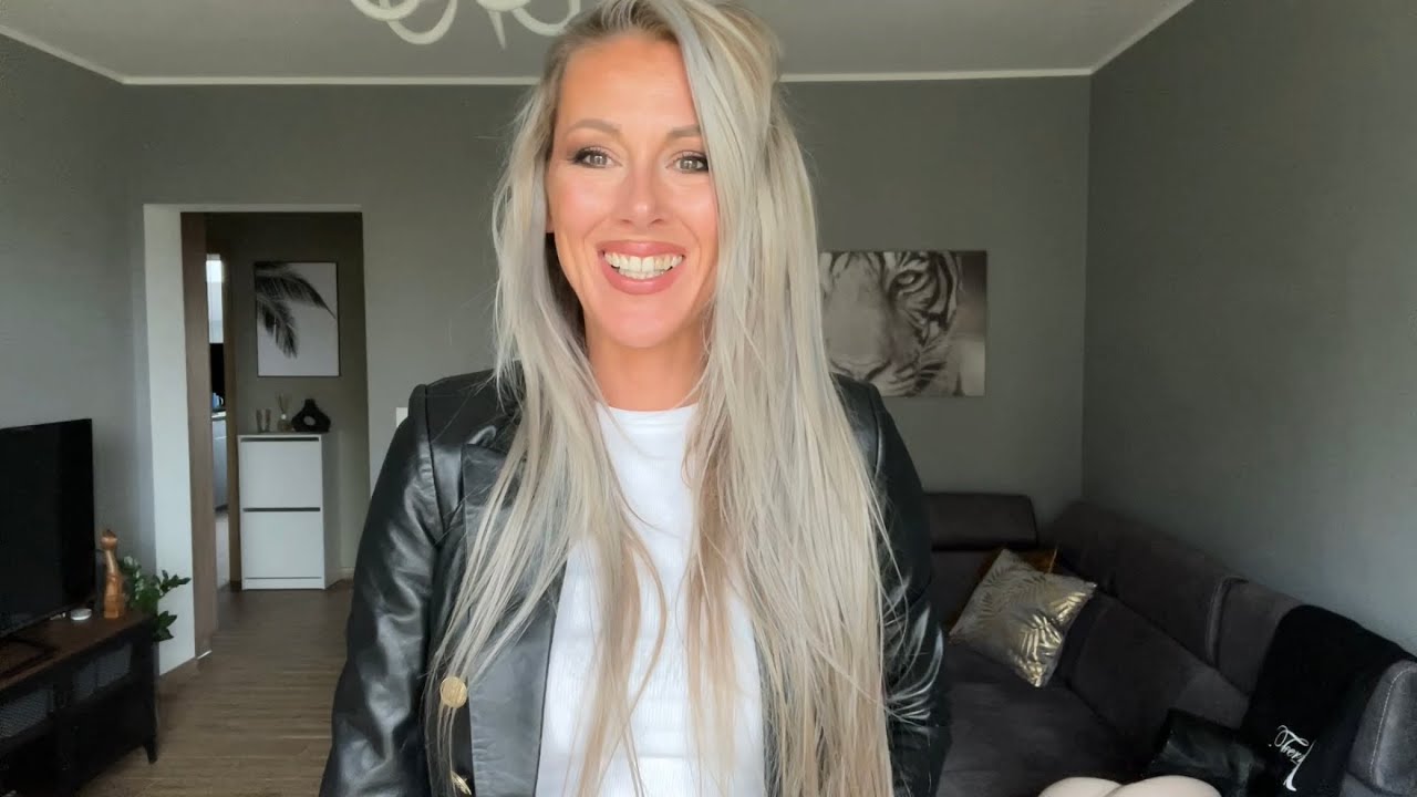 Staples worth having in the wardrobe Cross the ages without going out of style